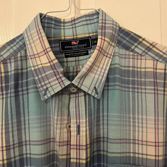 Vineyard vines men’s  Blue Plaid Shirt - Picture 2 of 5